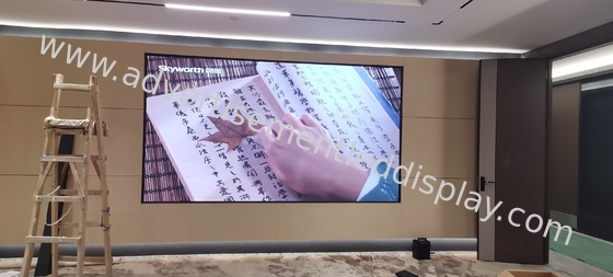 화려한 색상 LED 광고 화면 IP65 눈길을 끄는 광고용 철 외부 LED 화면